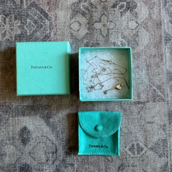 Tiffany & Co. Silver Key Necklace With Box - Picture 4 of 7